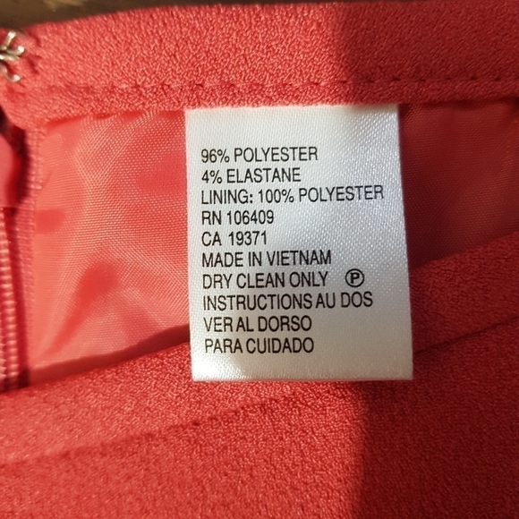 Tahari Arthur S Levine Zippered Coral Midi Skirt - Picture 10 of 12